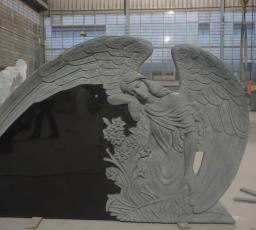 Weeping angel - Jet Black - large wings with jet black tablet
