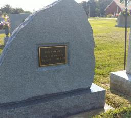 Oak-Grove-Cemetery-Strange-back-Niche